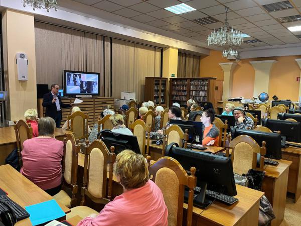 Елизавета II или ужин с Гагариным